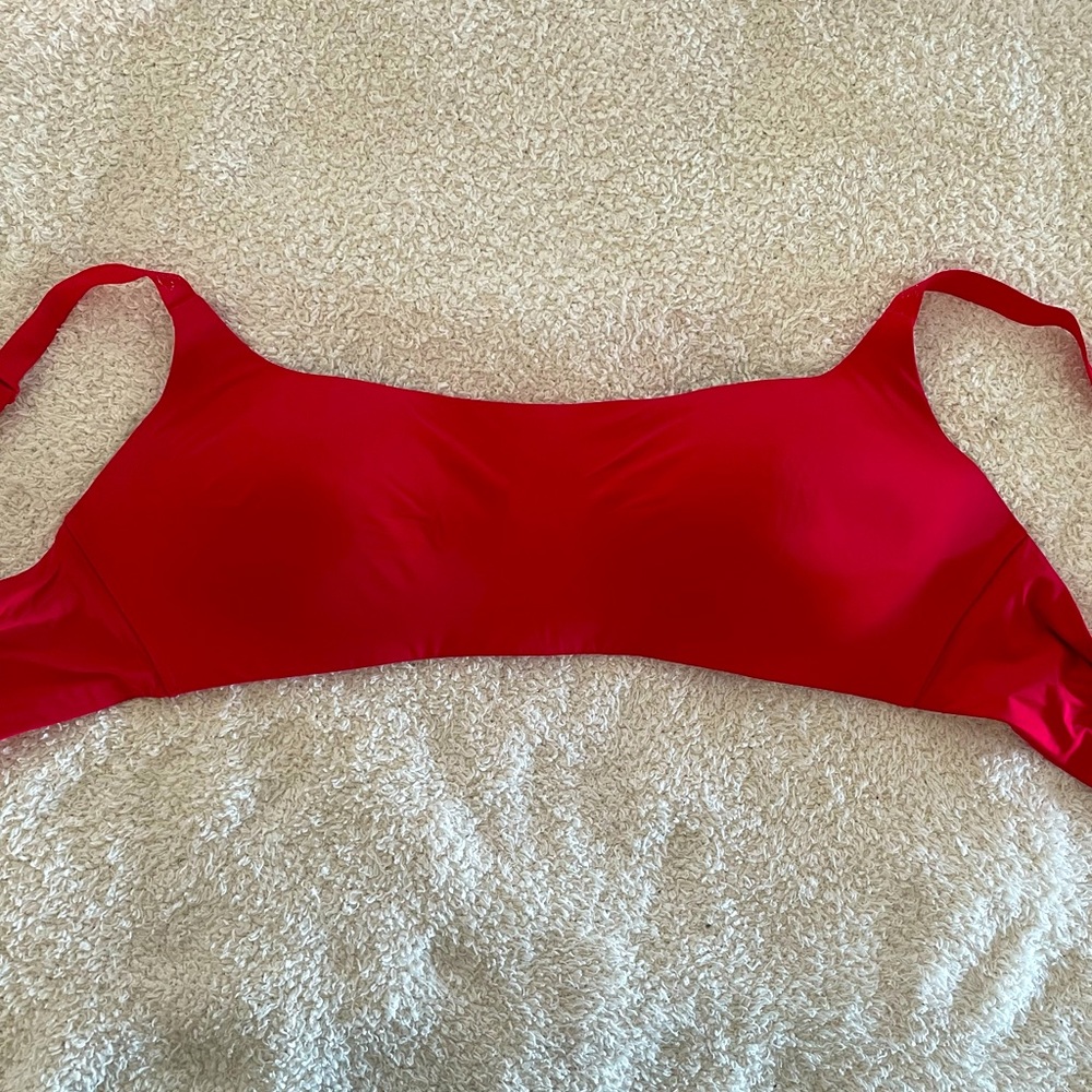 Victoria’s Secret Love Cloud Smooth Straight-Neck Lounge Bra